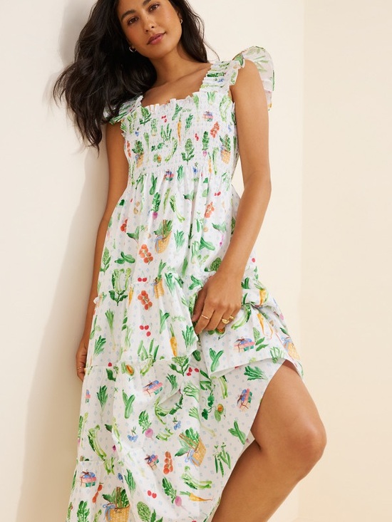 Hill House Dresses & Skirts - Hill House Ellie Nap Dress in Farmers Market / Garden Print, Small
